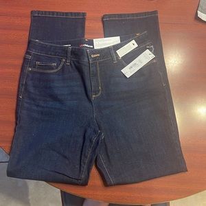 Brand new Liz Claiborne jeans. Size 10